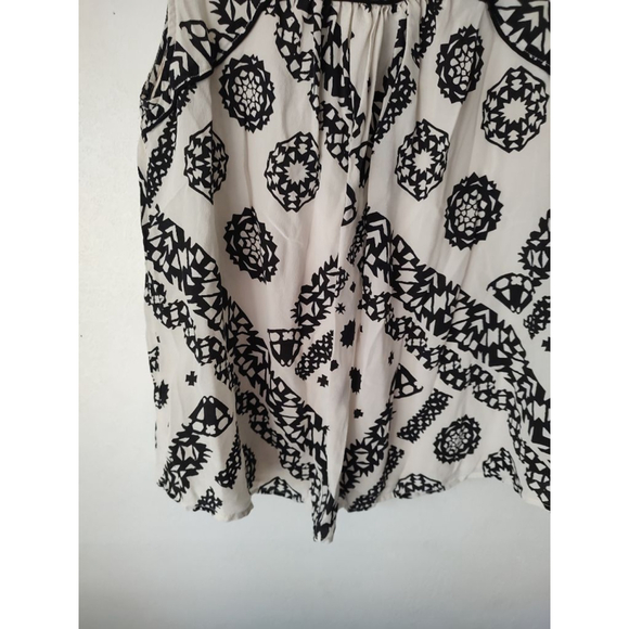 By Anthropologie Ivory Black Sleeveless Top 0 - Picture 7 of 10